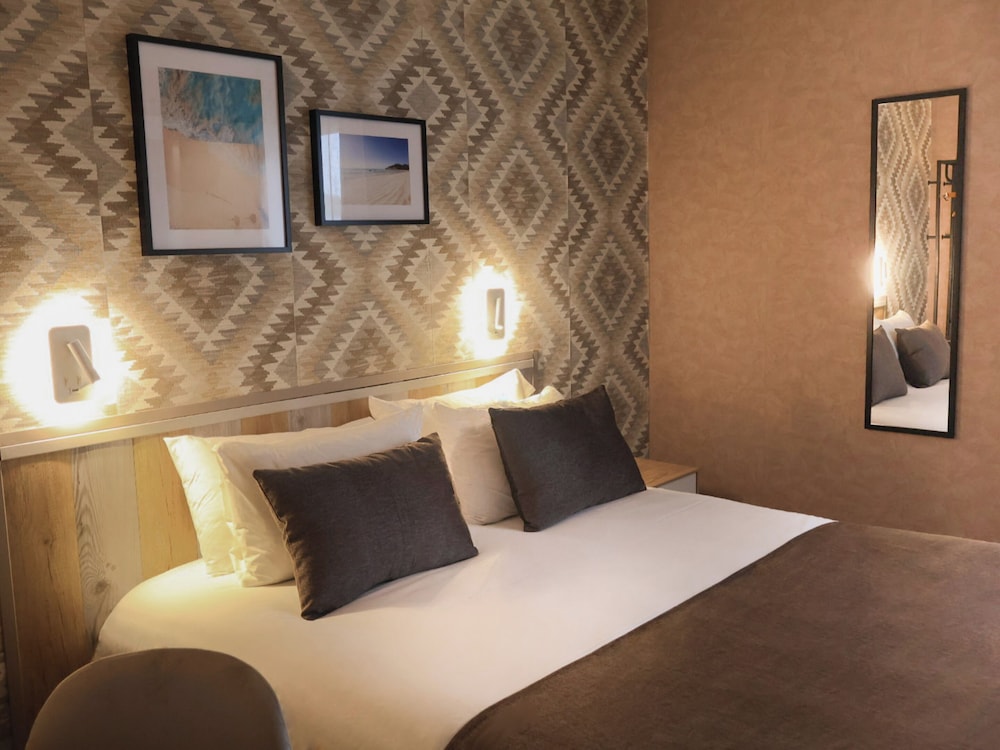 Rinascitel Larmor Plage — hotel in Larmor-Plage