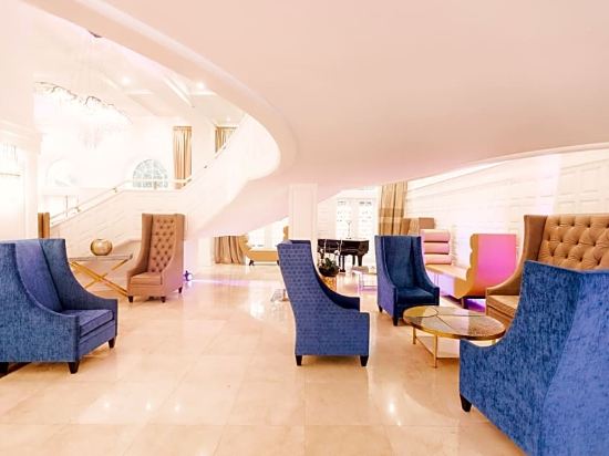 Alexander by Design Suites - photo 8