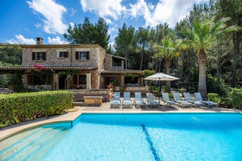 Finca Can Seguinot — 4-Star Luxury Hotel in Pollenca, Spain