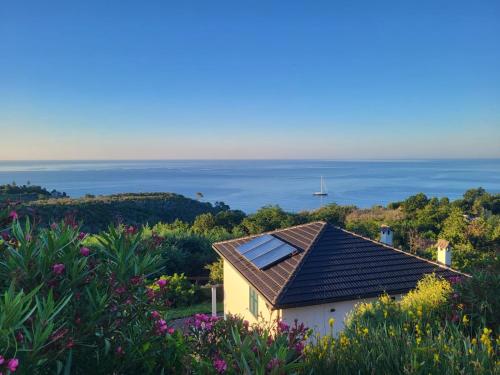 P r a t o e O n d e in Cogoleto, Italy