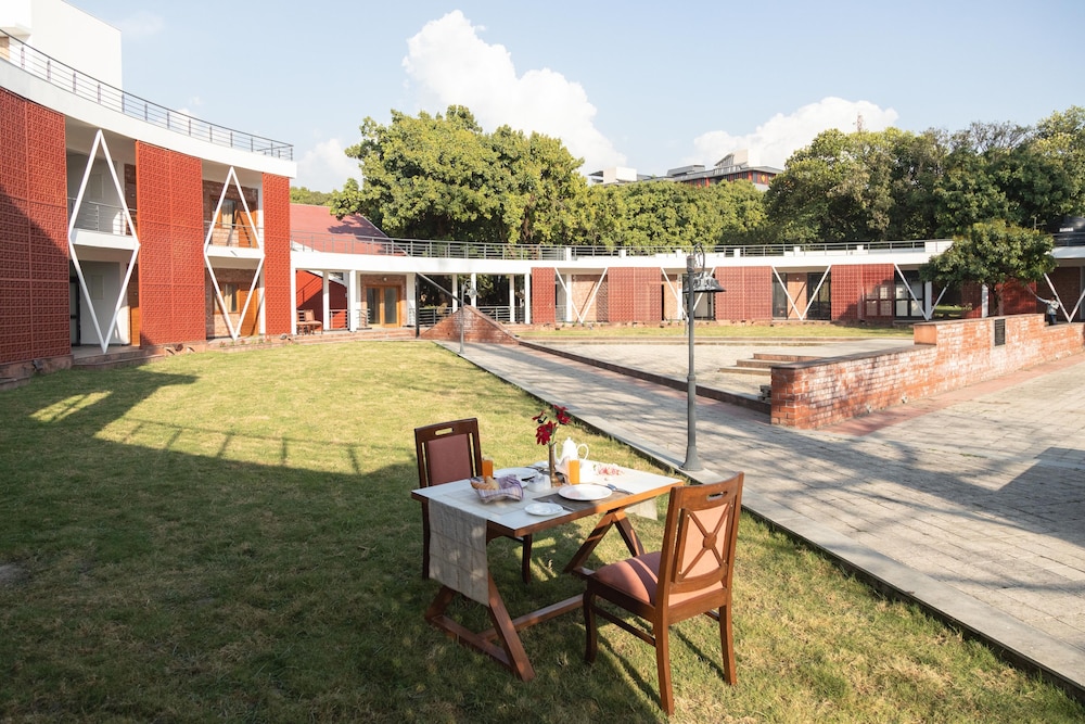 Lychee Bagh - carbon neutral hotel in Dehra Dun