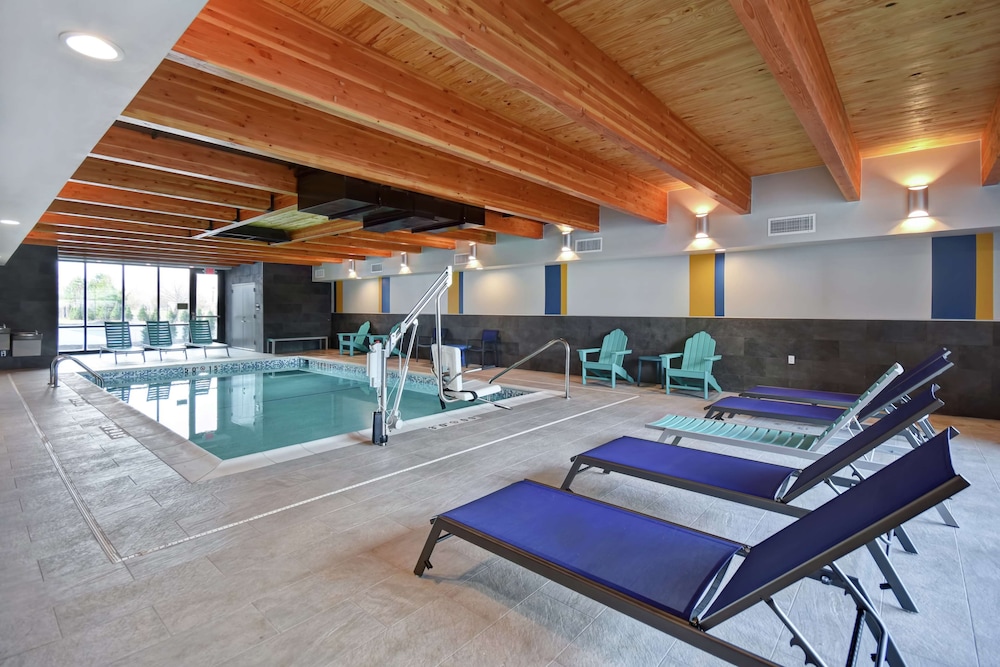 Home2 Suites by Hilton Taylor Detroit - photo 25