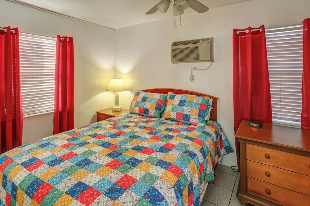 Richard's Motel - photo 36