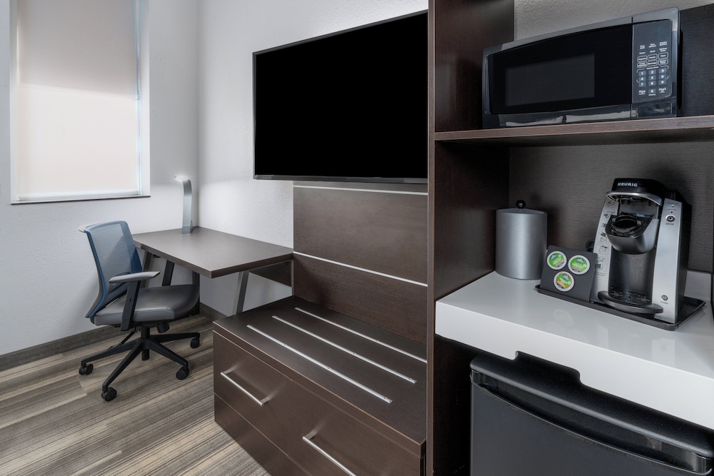 Holiday Inn Express Hotel & Suites Deadwood Gold Dust Casino - photo 22