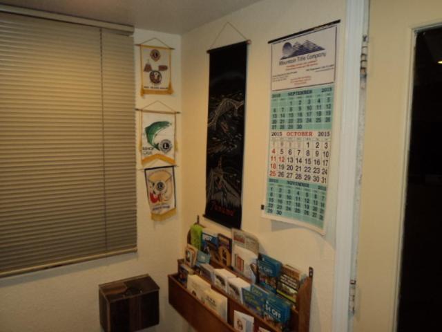 Bishop Elms Motel - photo 17