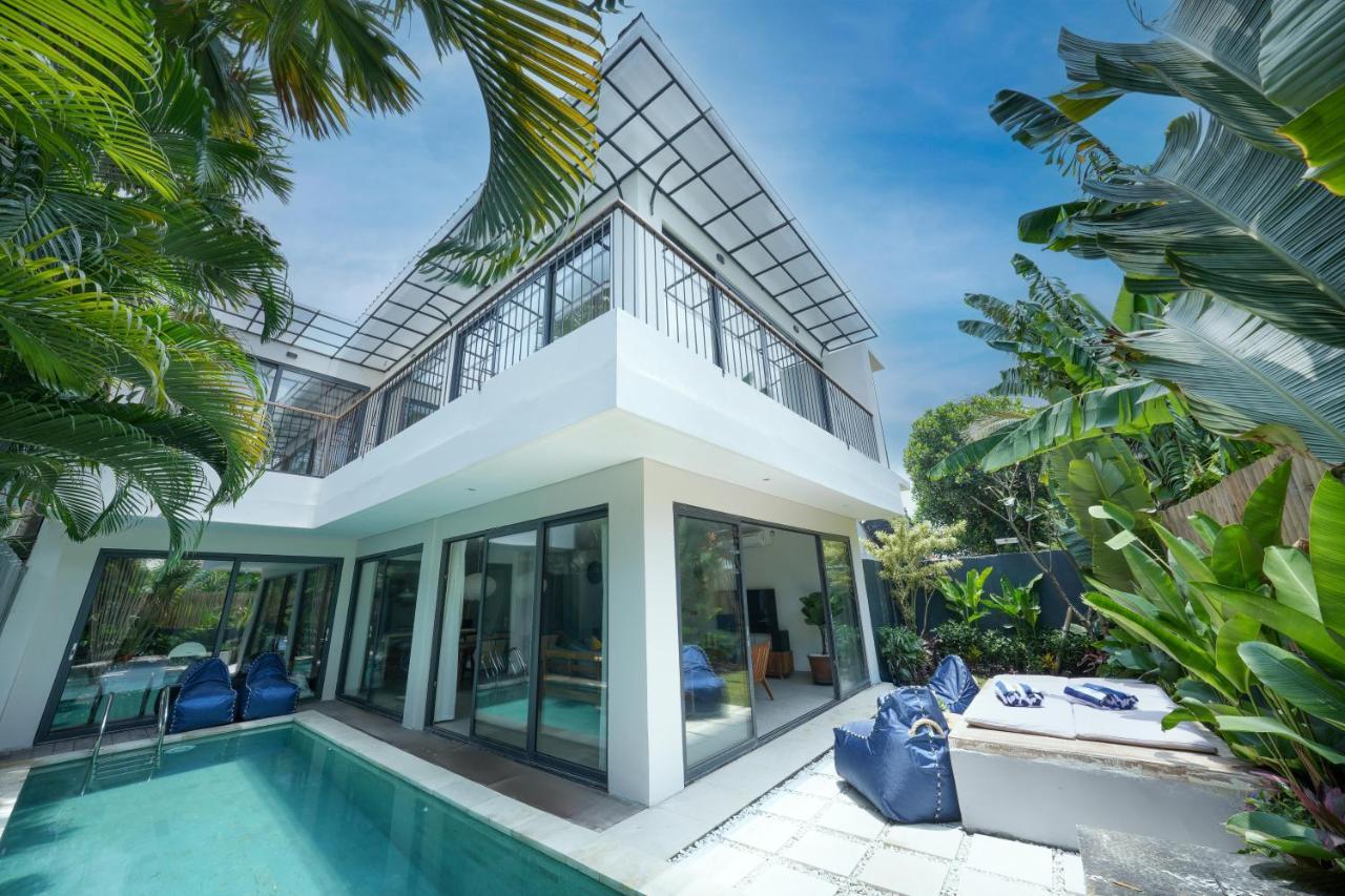 Villa Cora Seminyak Walk to Double Six Beach — 4-Star Luxury Hotel in Seminyak, Indonesia