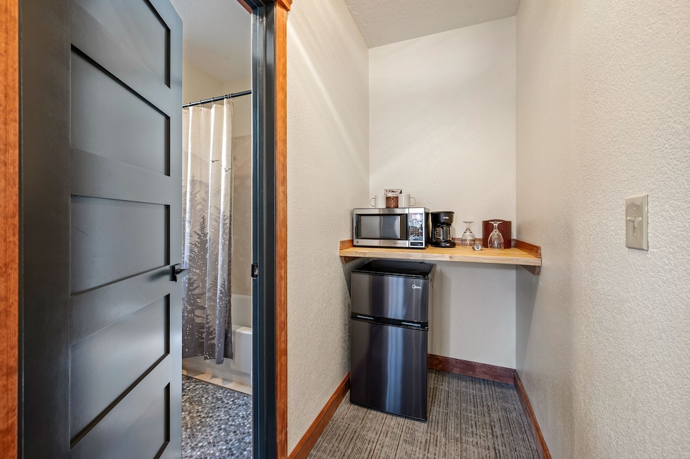 Hotel Leavenworth - photo 43