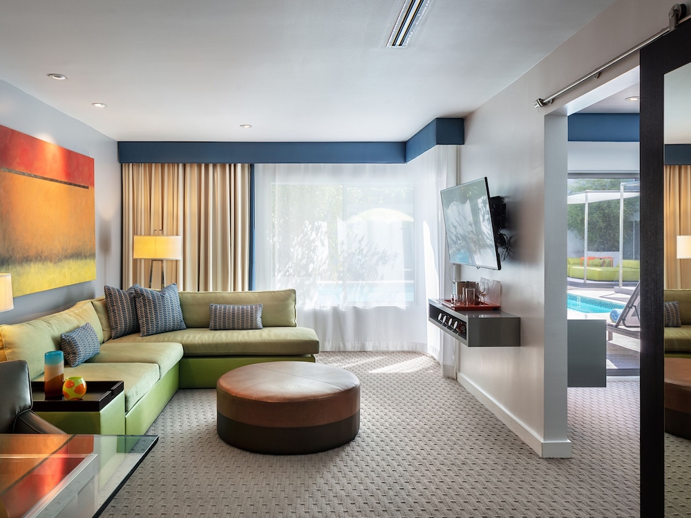 Sunset Marquis - photo 33
