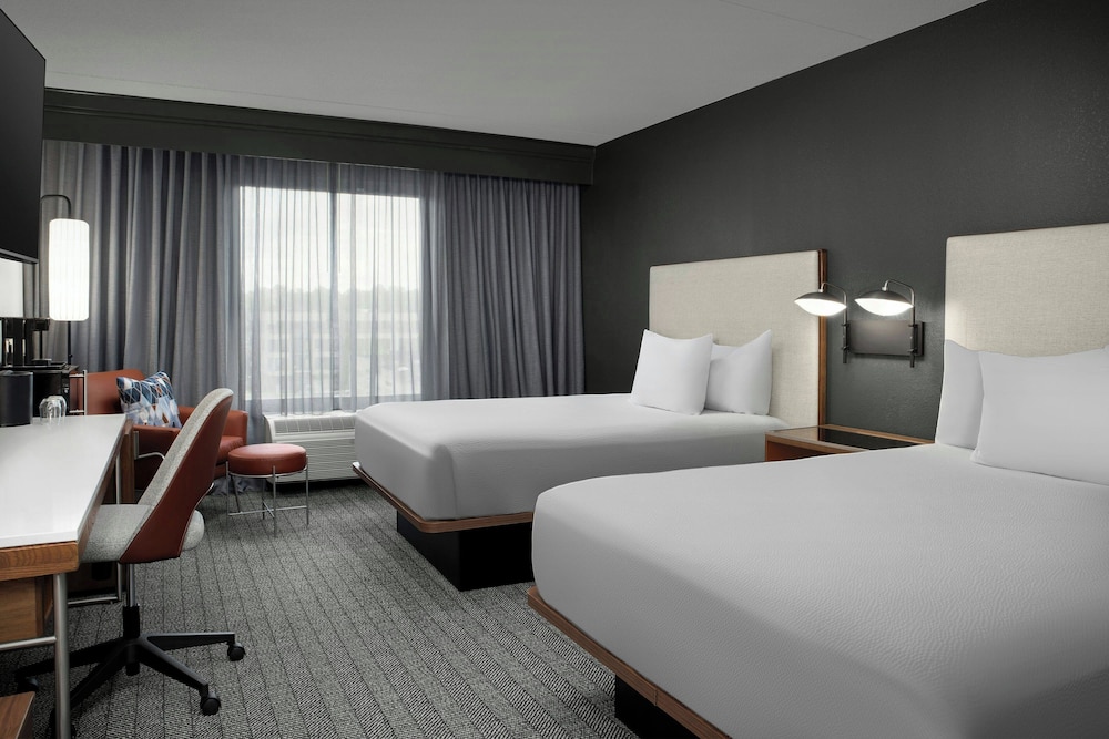 Courtyard by Marriott Bloomington - photo 19