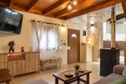 Mareu Stonehouse - carbon neutral hotel in Unknown City