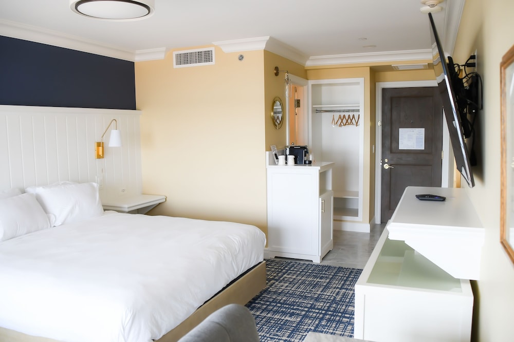 The St. Clair Inn - photo 26
