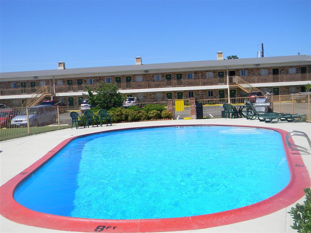Americas Best Value Inn Stephenville - photo 14