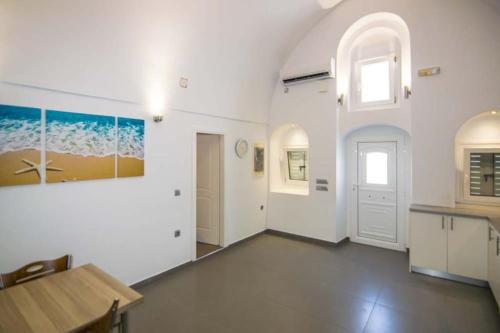 Kafenes Home — 4-Star Luxury Hotel in Mesaria, Greece