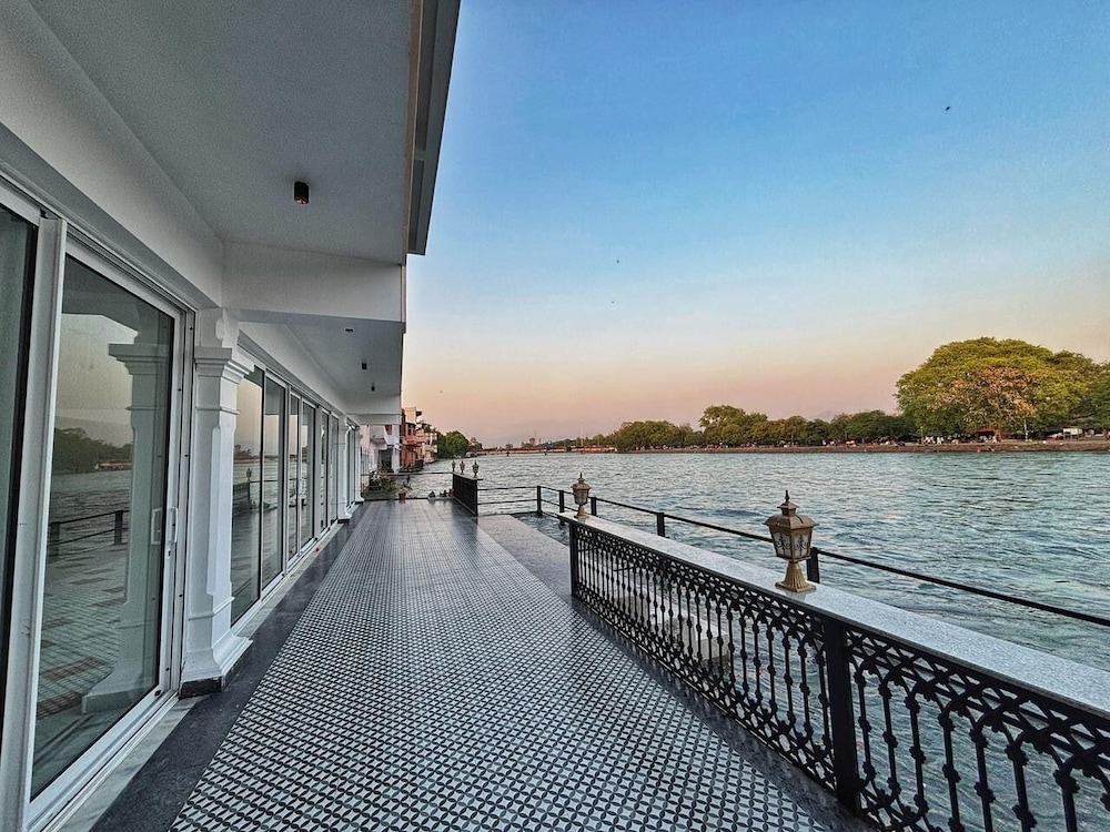 Gauri Gangaa - carbon neutral hotel in Haridwar