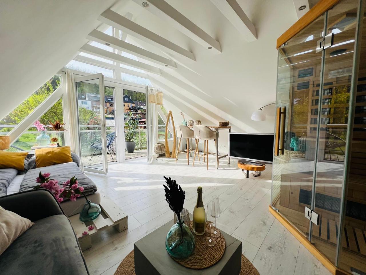 Moderner Altbau mit Infrarotsauna im Grünen — hotel in Witten