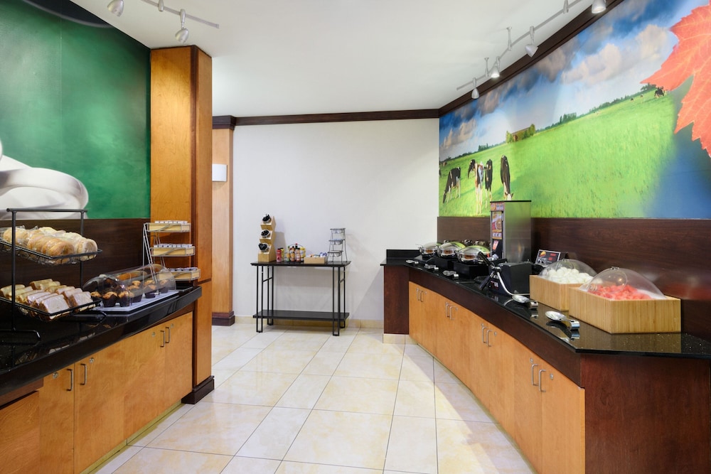 Fairfield Inn & Suites by Marriott Fort Pierce - photo 29