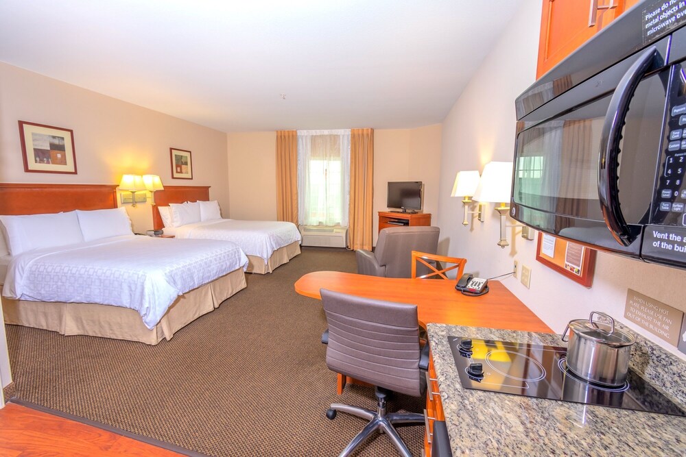 Candlewood Suites Houston I 10 East by IHG - photo 31