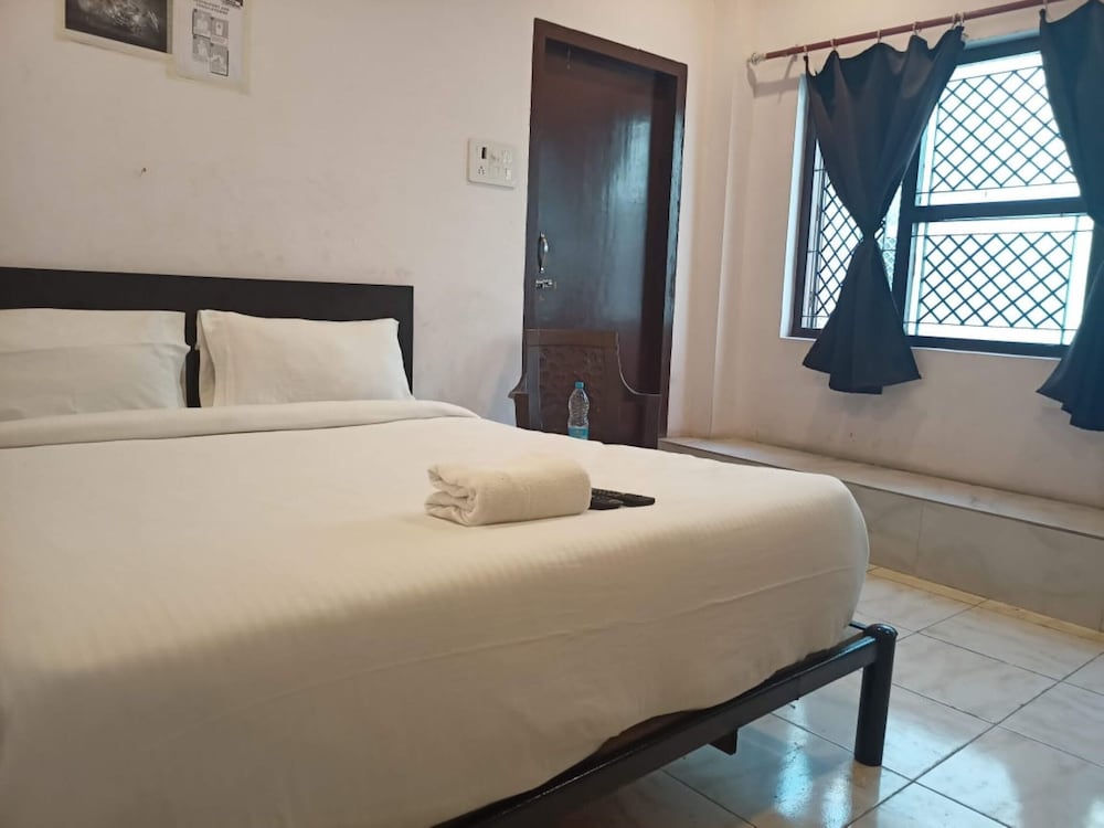 Ganesh Pashupatinath Inn Dharamsala in Gorakhpur, India