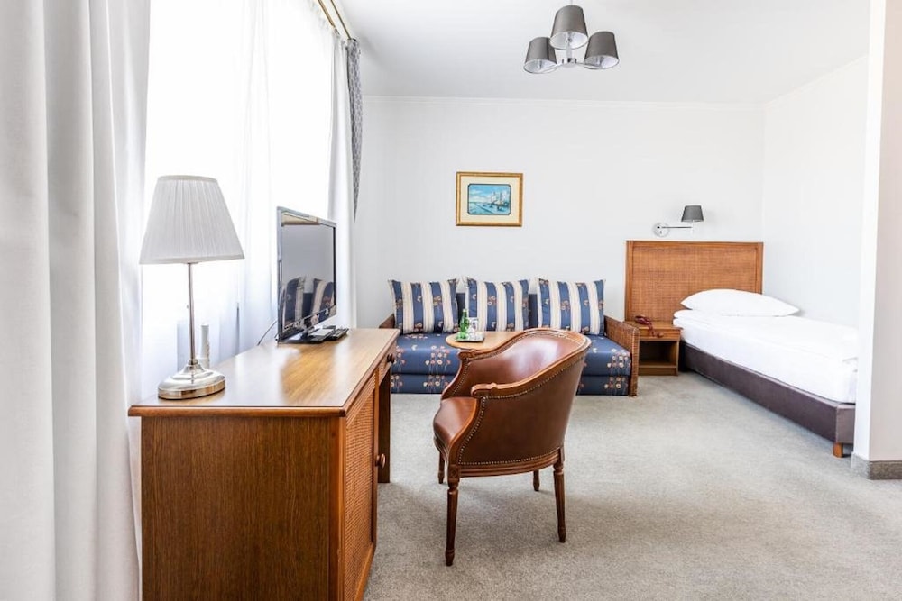 Hotel Pod Złotą Różą — Kielce — photo 3