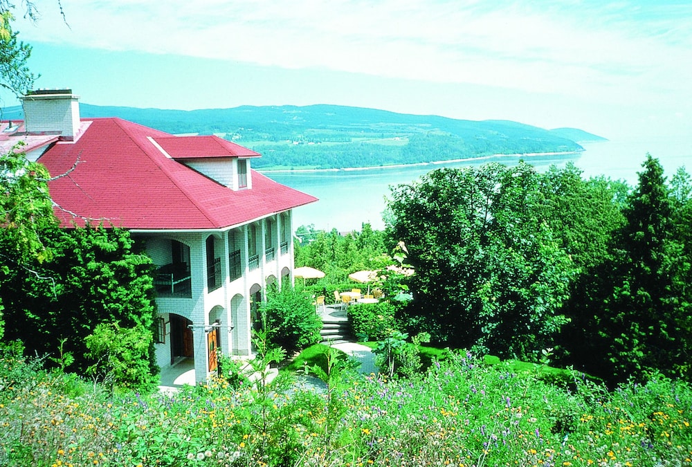 Auberge des Falaises in La Malbaie, Canada