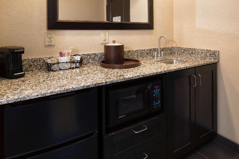 Hampton Inn Lewiston Auburn - photo 99