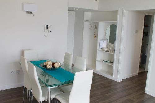 Lazuli Beachfront Apartment 144