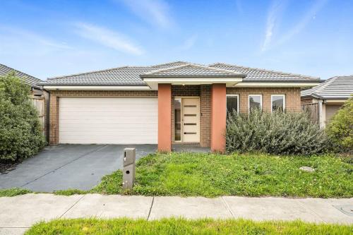 Everything You Need Family Retreat in Clyde — hotel in Clyde