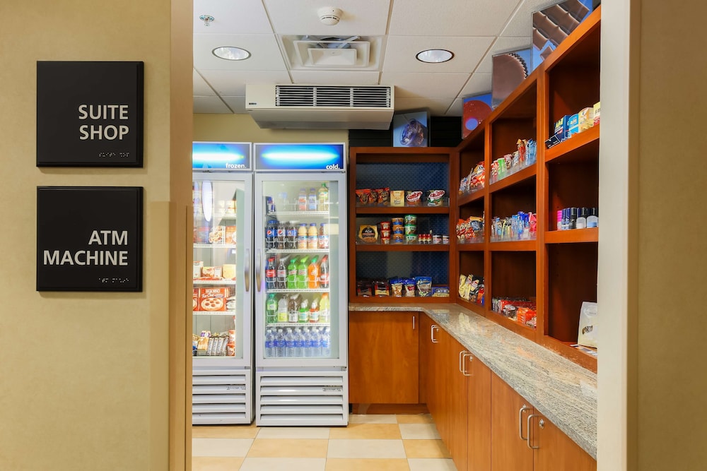 Hampton Inn Champaign Urbana - photo 68