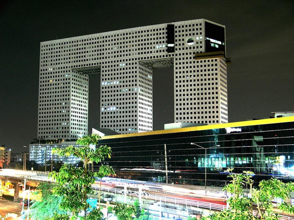 Iyarin @Tuk Chang - last minute hotel in Bangkok