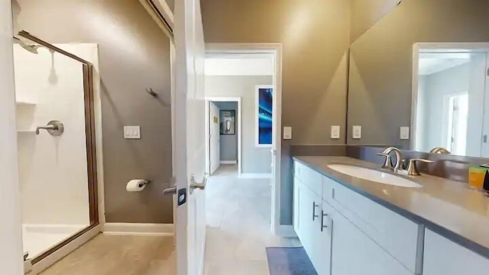 4323sl storey Lake Resort 5 Bedroom Townhouse by RedAwning - photo 20