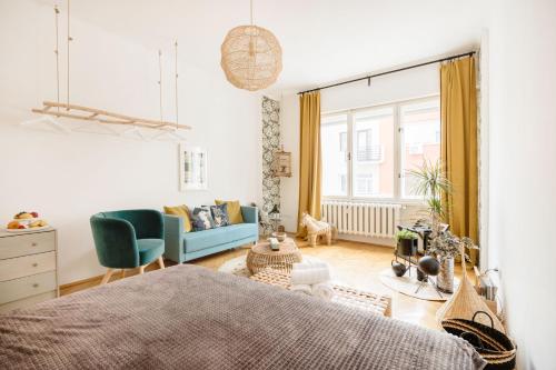 Chic flat in heritage area near the city center — 4-Star Luxury Hotel in Budapest, Hungary