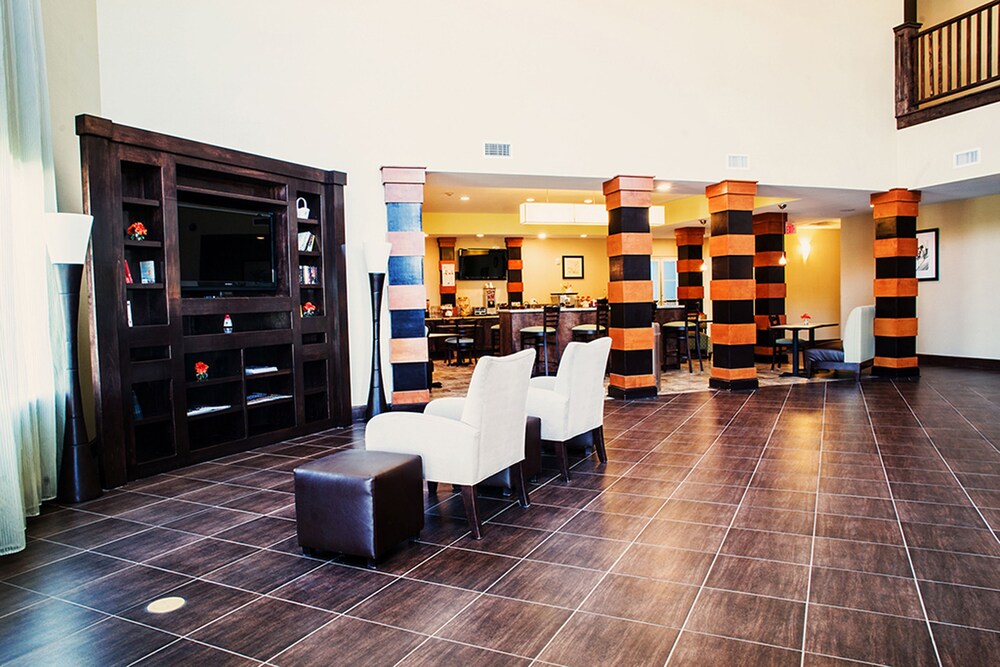 Rivers Inn & Suites - photo 4