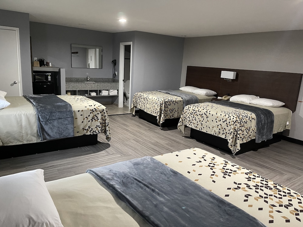 Ridge Motel - photo 30