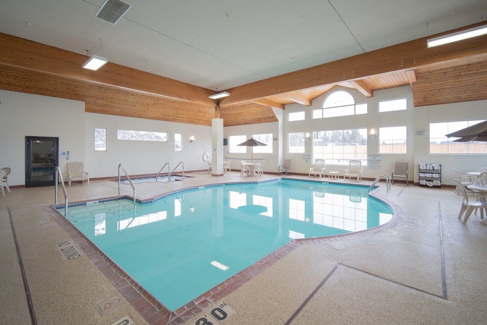 Holiday Inn Express Houghton Keweenaw by IHG - photo 48