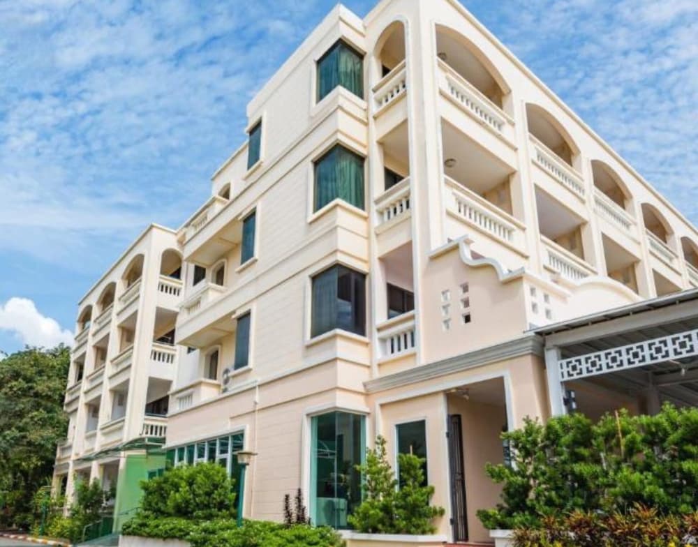 Park 38 Hotel in Wichit, Thailand