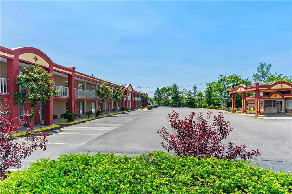 Americas Best Value Inn & Suites Williamstown - photo 5