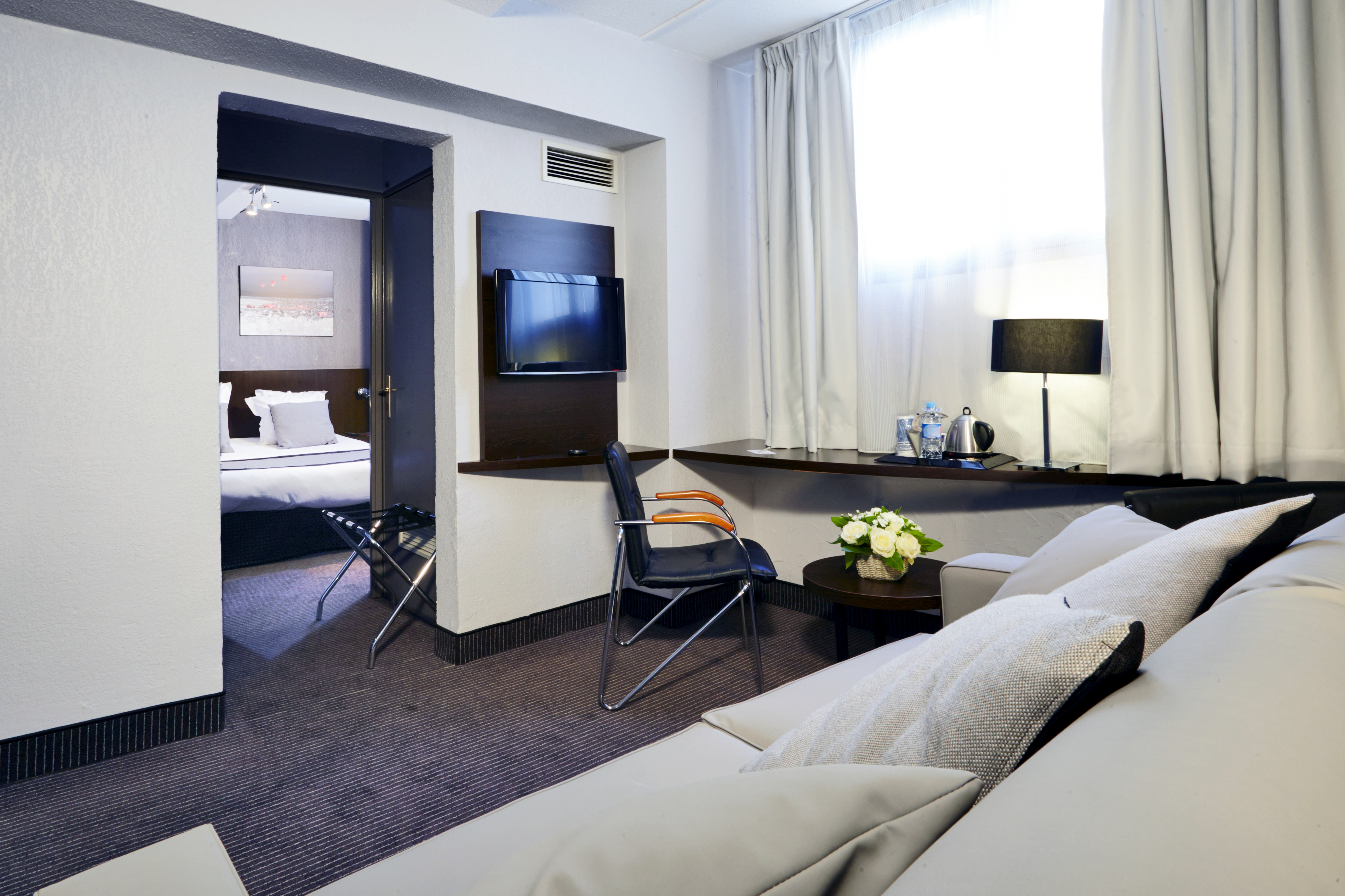 Kyriad Marseille Centre Paradis Préfecture