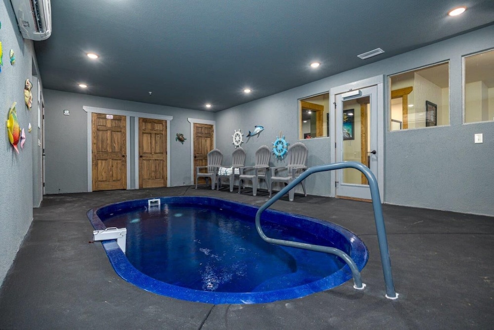 Harmony Peak — 4-Star Luxury Hotel in Gatlinburg, United States