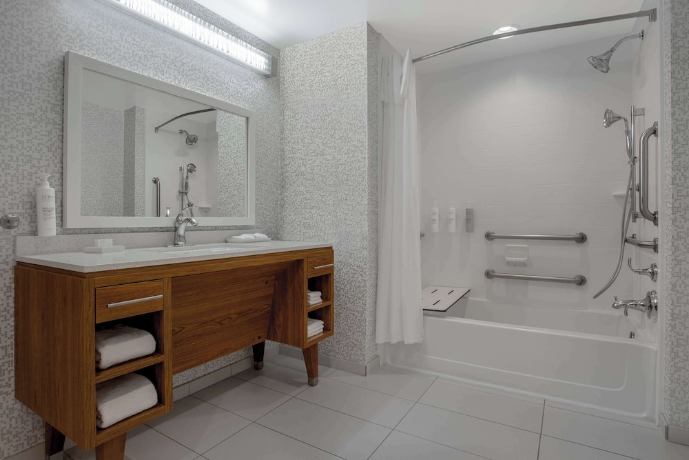 Home2 Suites By Hilton Destin - photo 35