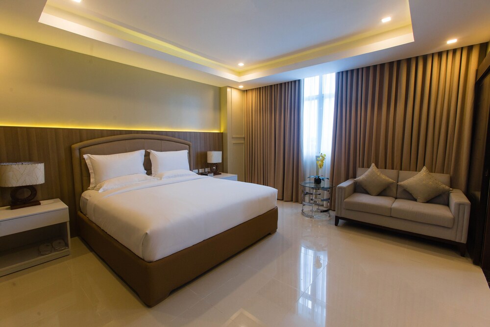 Iloilo Gateway Hotel — hotel in Pavia