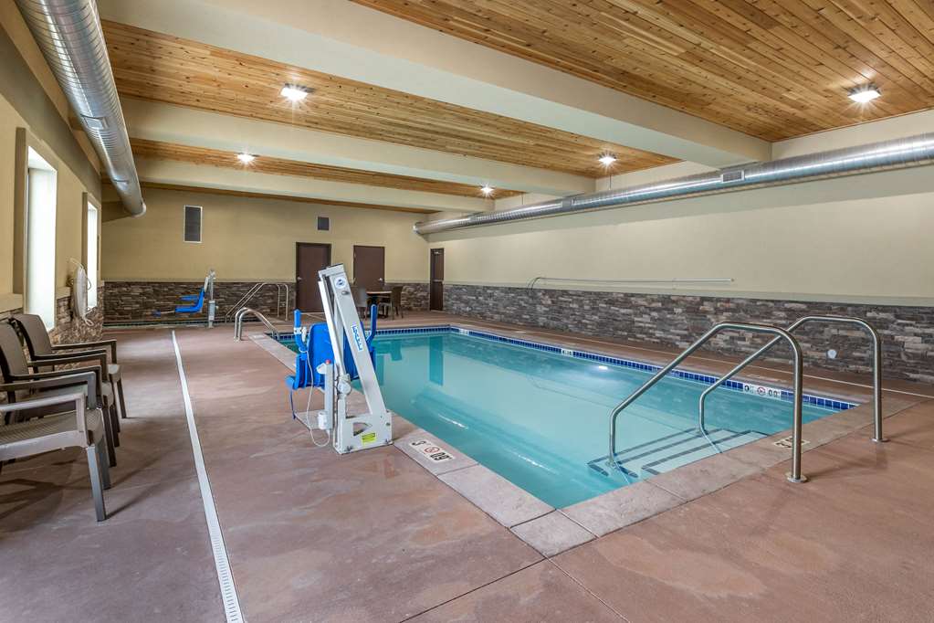 Comfort Inn & Suites Cedar Rapids CID Eastern Iowa Airport - photo 38