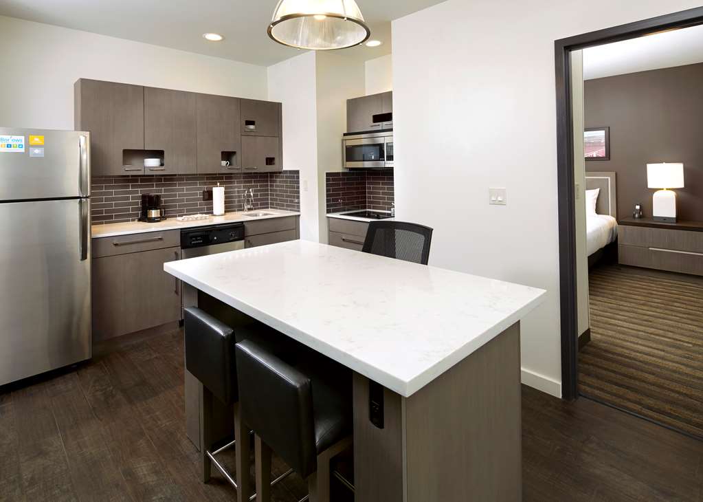 Hyatt House Pittsburgh Bloomfield Shadyside - photo 11