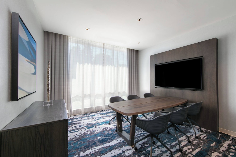 AC Hotel by Marriott Palo Alto - photo 34