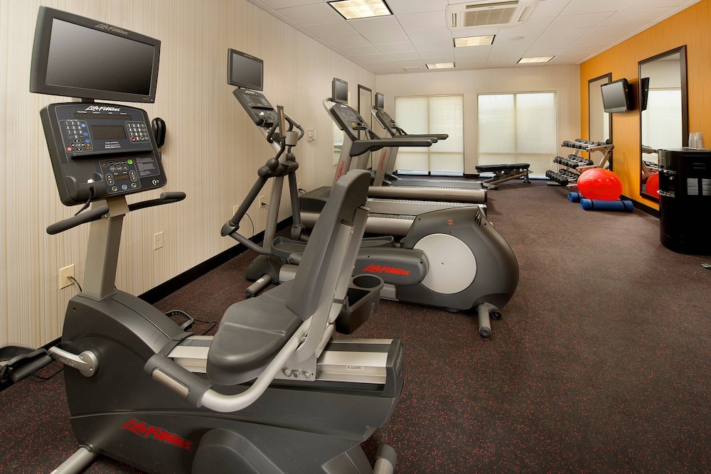 Towneplace Suites Eagle Pass - photo 17