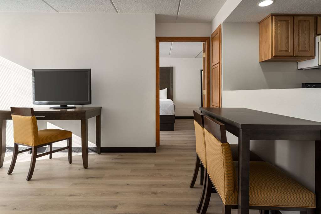 AmericInn by Wyndham Rochester Near Mayo Clinic - photo 52