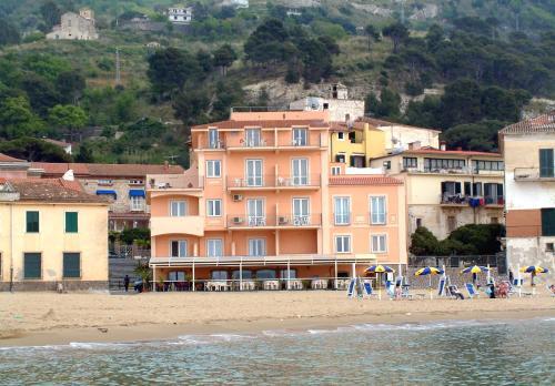 New Hotel Sonia — 4-Star Luxury Hotel in Santa Maria, Italy