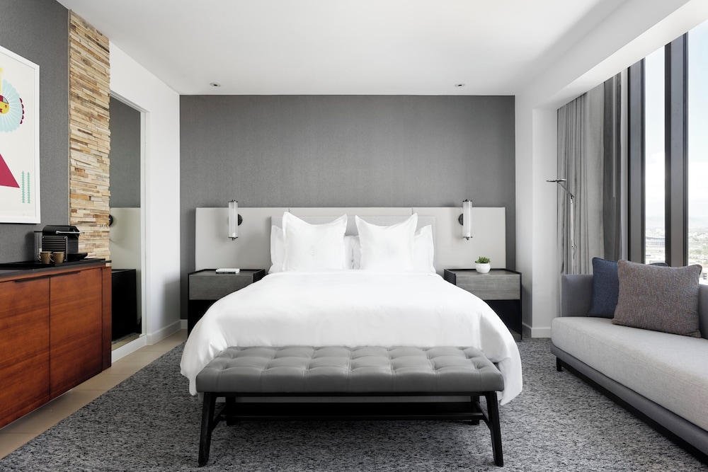 Four Seasons Hotel Denver - photo 18