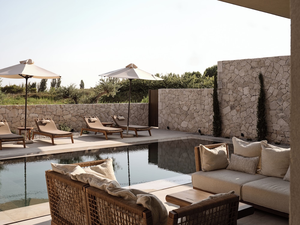 Mayamor Villas — 4-Star Luxury Hotel in Zakynthos, Greece