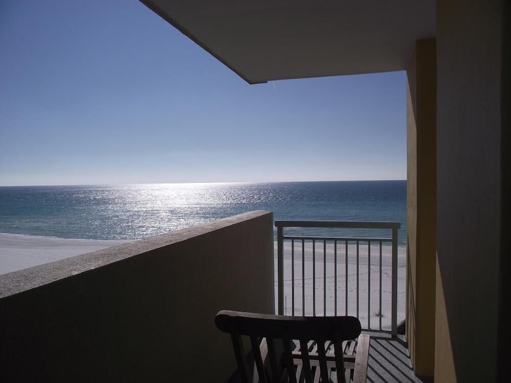 Pelican Isle 401 by RedAwning - photo 28