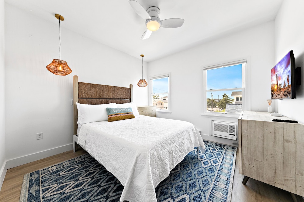 The Hideaway Hotel - photo 12